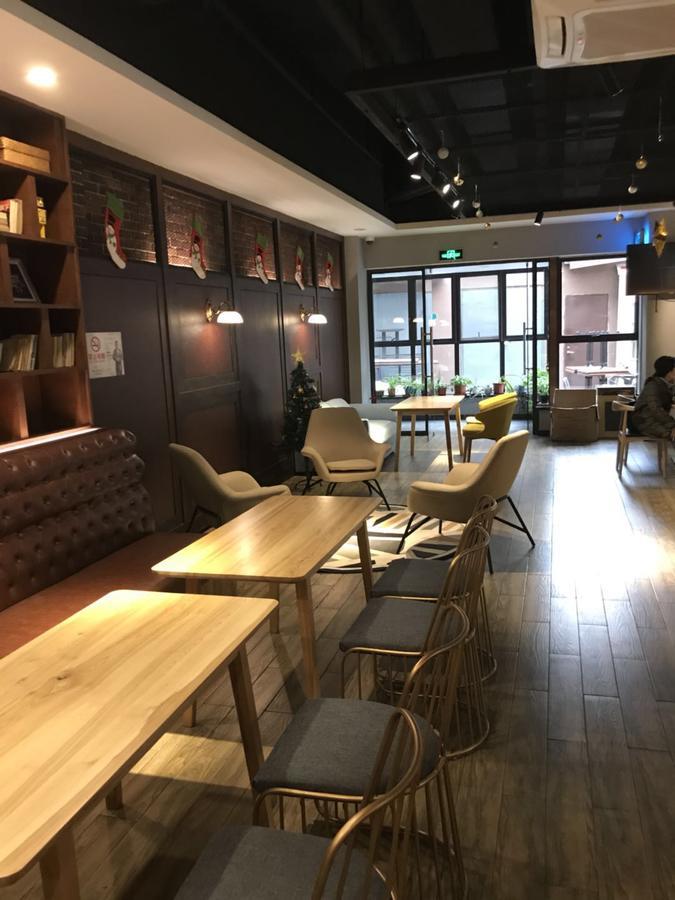 Manxin Hotel Shanghai Xujiahui Bagian luar foto